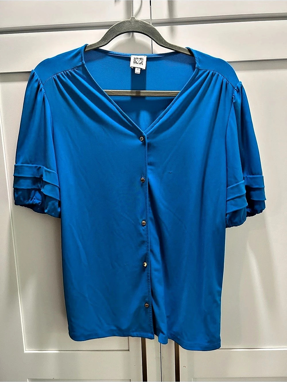 Anne Klein Blue Ruffle Sleeve Blouse Size Medium